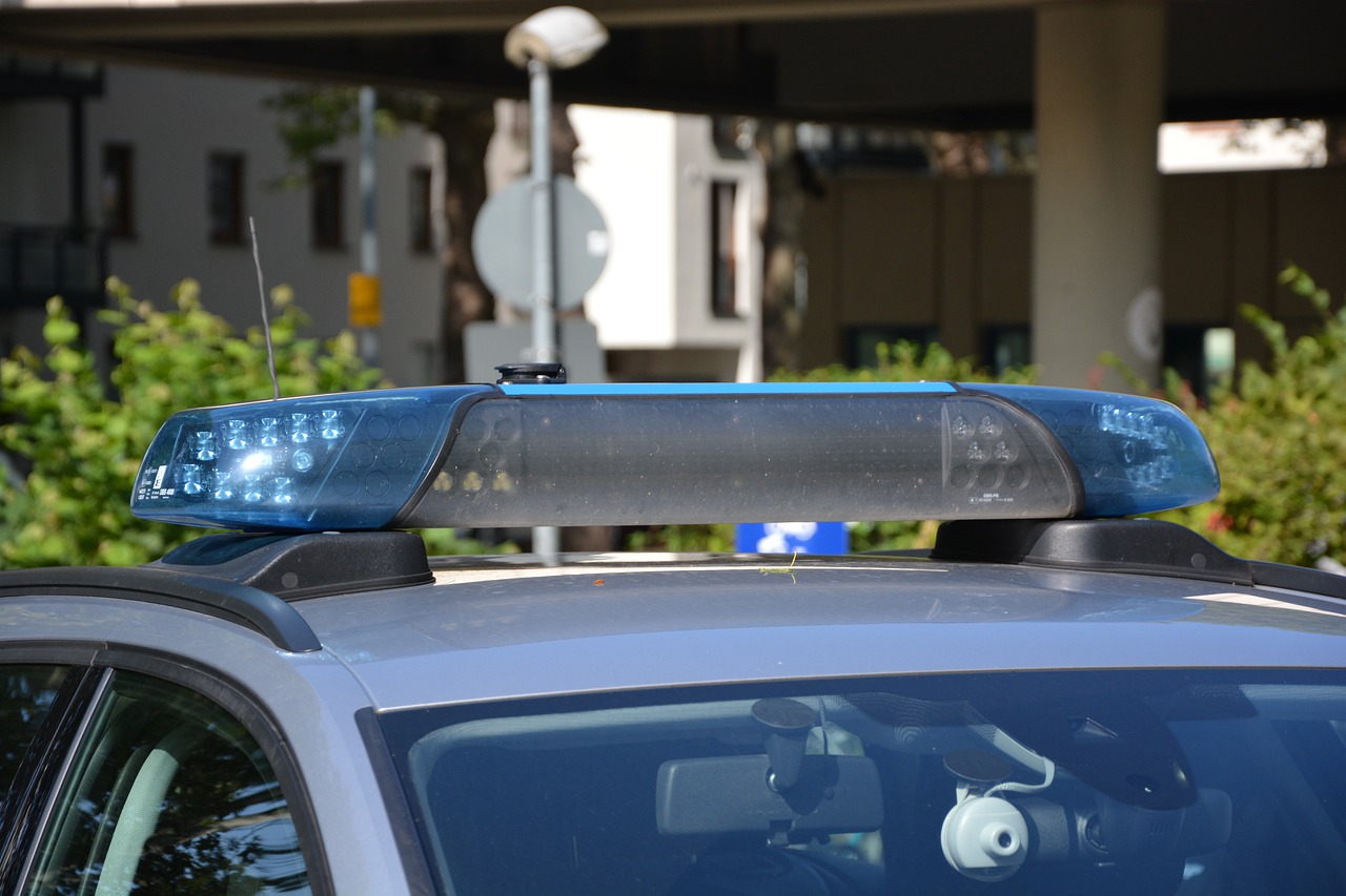 blue light, police, police car-5284486.jpg